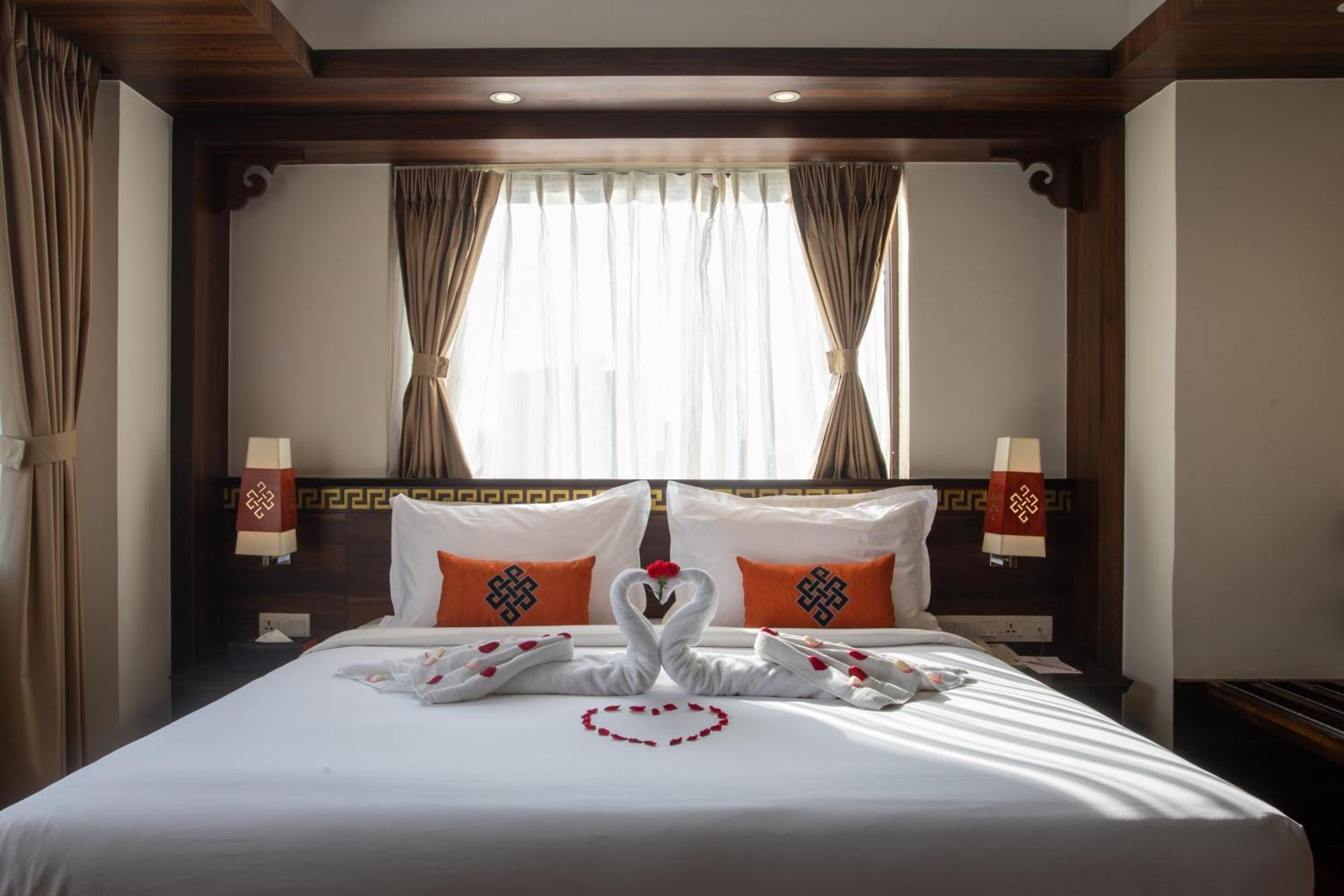 Ramada By Wyndham Kathmandu Dhumbarahi Ξενοδοχείο Εξωτερικό φωτογραφία