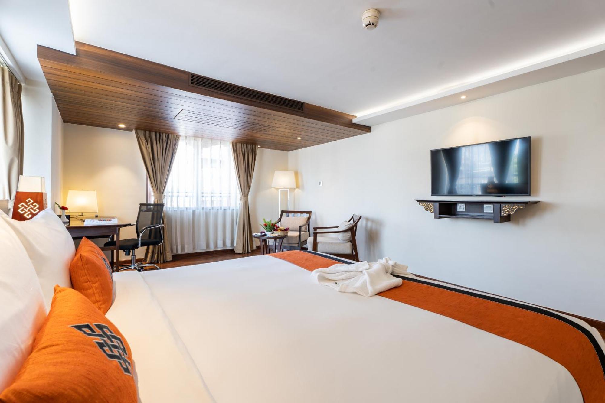 Ramada By Wyndham Kathmandu Dhumbarahi Ξενοδοχείο Εξωτερικό φωτογραφία