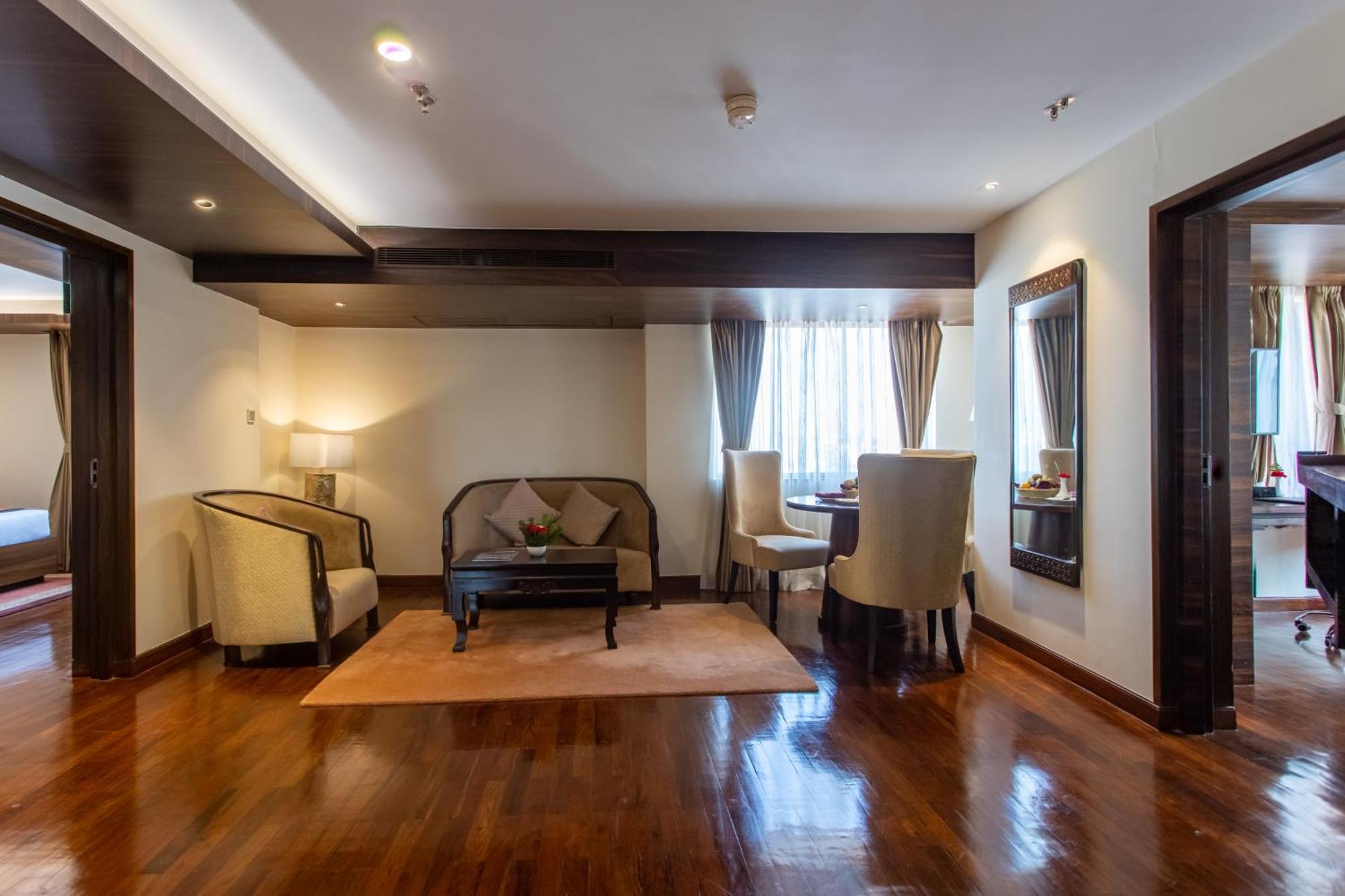 Ramada By Wyndham Kathmandu Dhumbarahi Ξενοδοχείο Εξωτερικό φωτογραφία