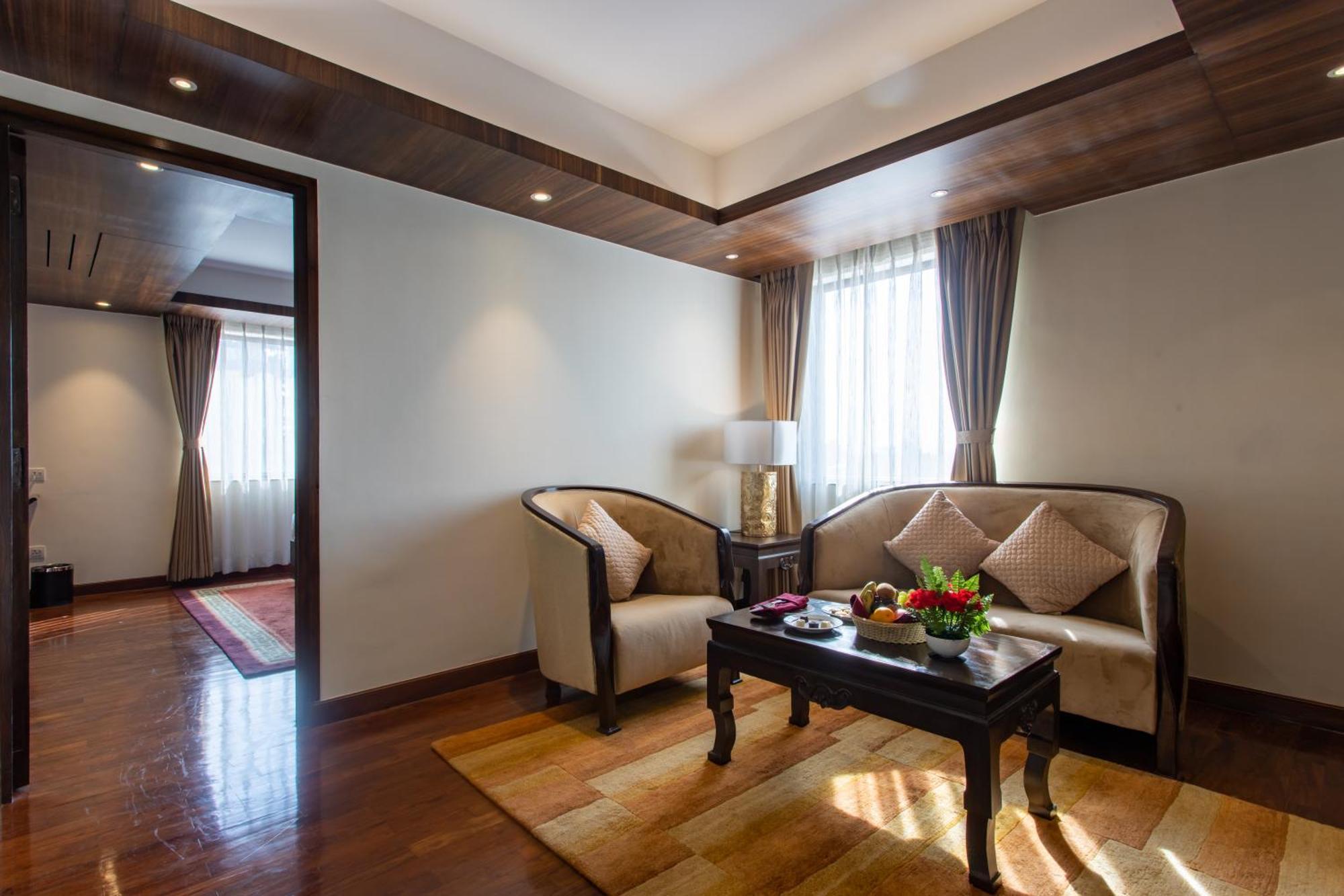 Ramada By Wyndham Kathmandu Dhumbarahi Ξενοδοχείο Εξωτερικό φωτογραφία