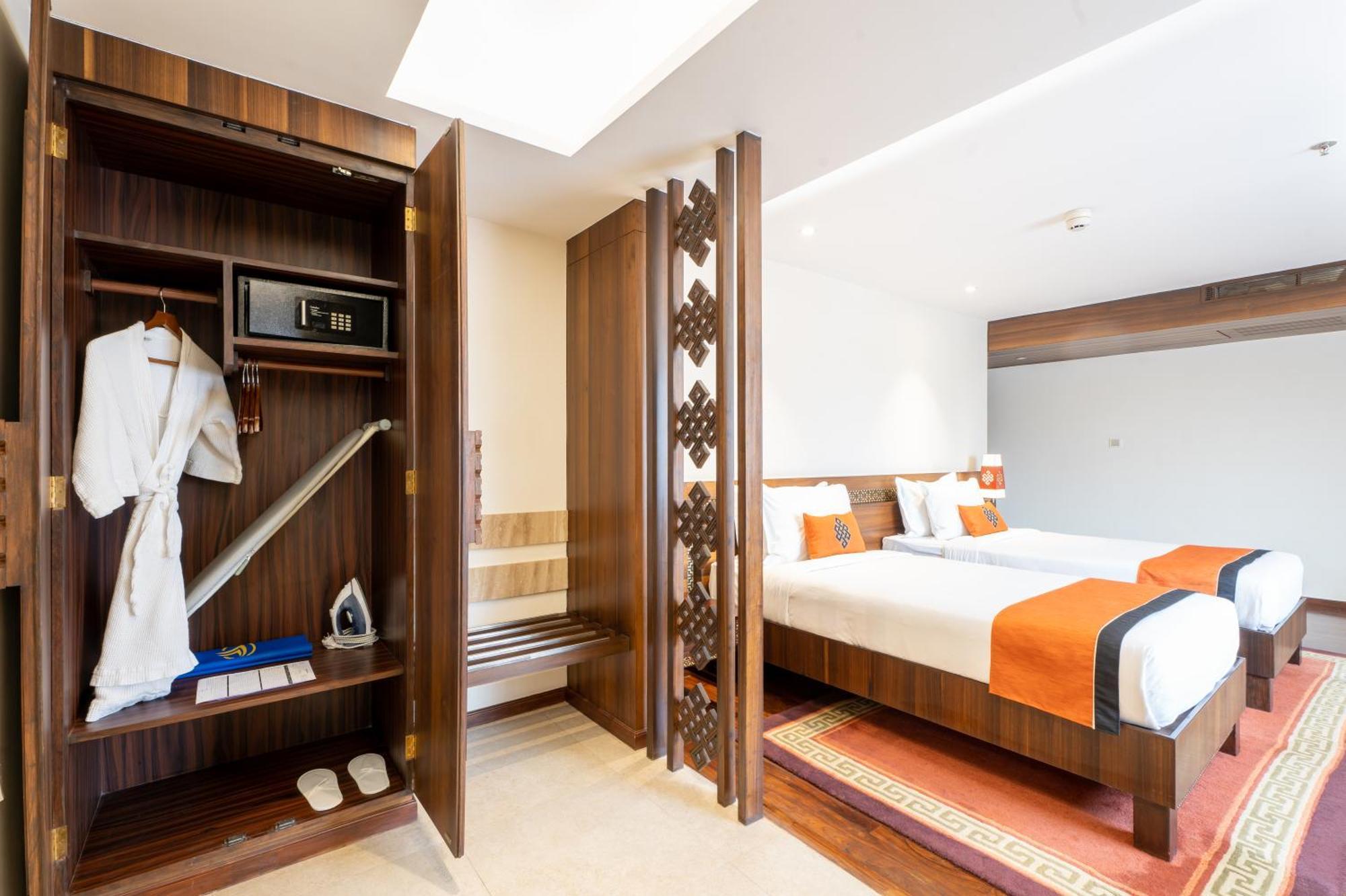 Ramada By Wyndham Kathmandu Dhumbarahi Ξενοδοχείο Εξωτερικό φωτογραφία