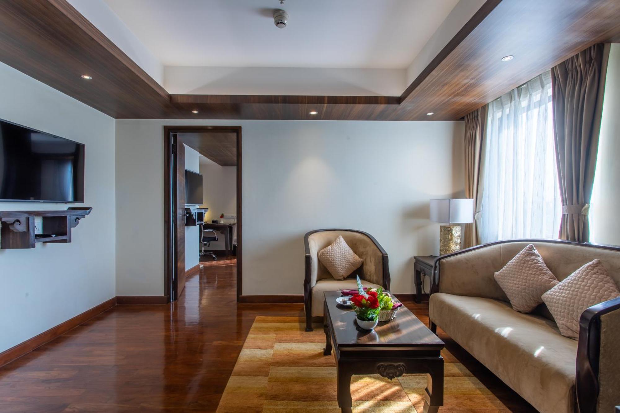 Ramada By Wyndham Kathmandu Dhumbarahi Ξενοδοχείο Εξωτερικό φωτογραφία