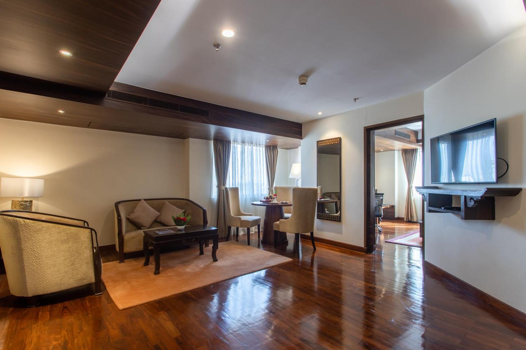Ramada By Wyndham Kathmandu Dhumbarahi Ξενοδοχείο Εξωτερικό φωτογραφία