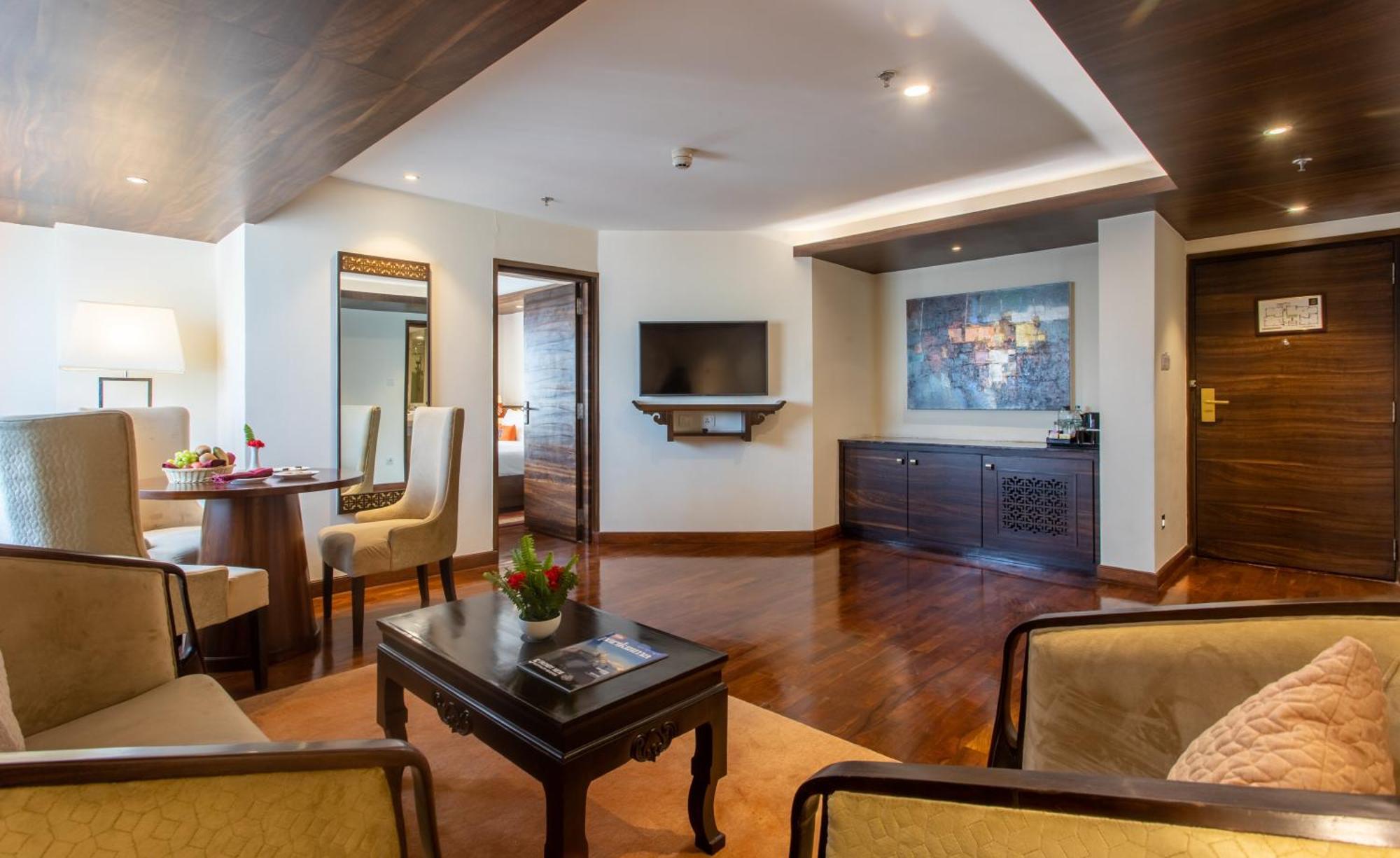 Ramada By Wyndham Kathmandu Dhumbarahi Ξενοδοχείο Εξωτερικό φωτογραφία