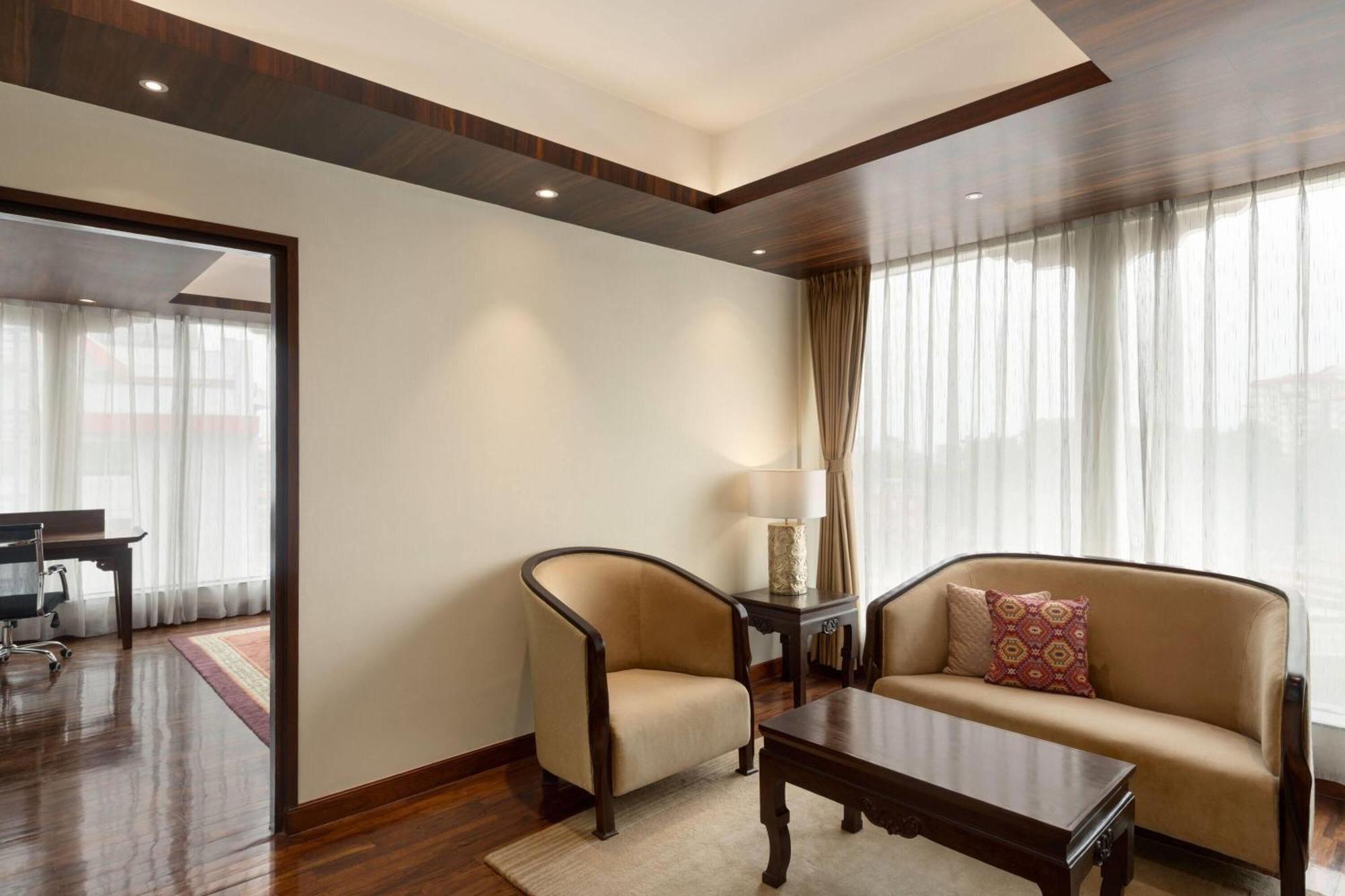 Ramada By Wyndham Kathmandu Dhumbarahi Ξενοδοχείο Εξωτερικό φωτογραφία
